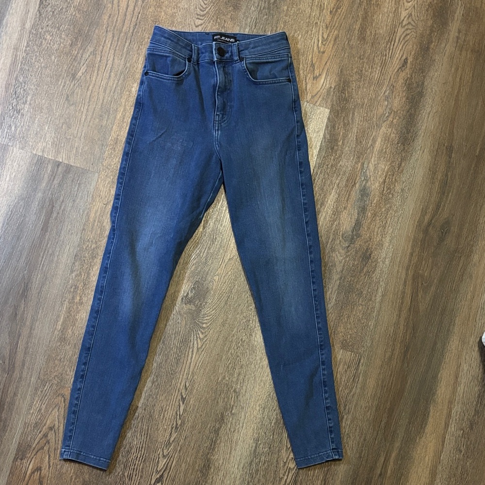 VGUG Fit Jeans